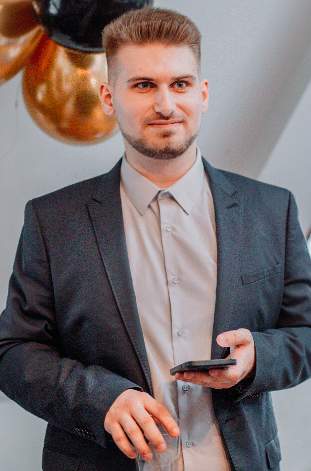 Dominik Houštecký Dominik Houštecký